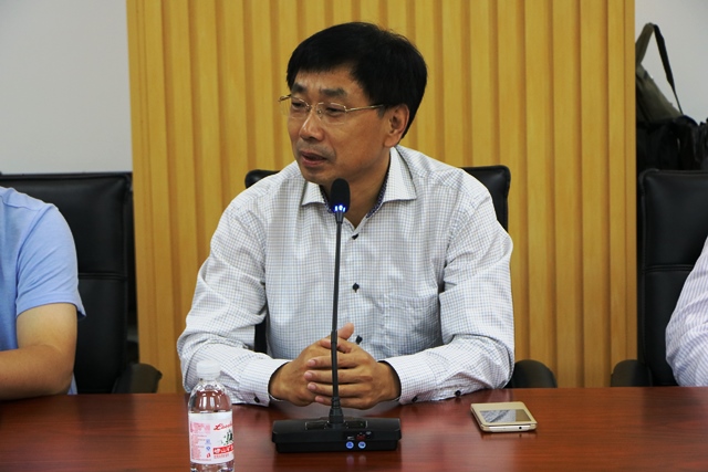学院领导出席座谈会 赵明超摄影